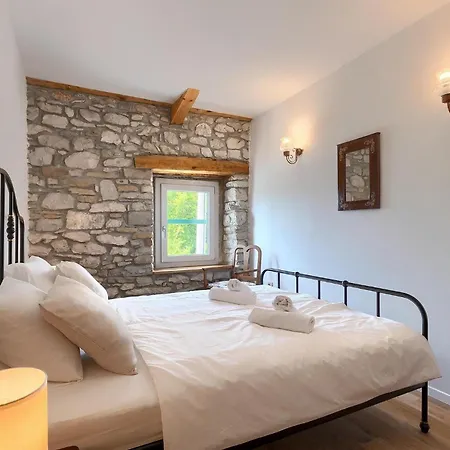 Klara Buzet Holiday home *